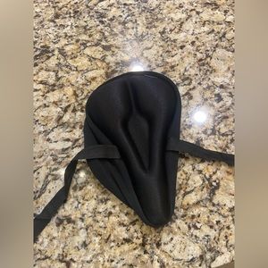 Stationary Bike Cushion (works with Peloton)